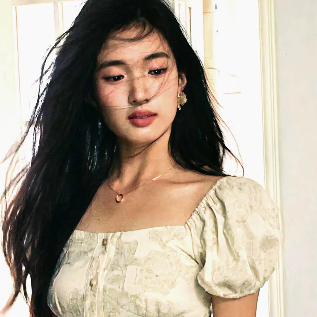 第十世界，只手遮天